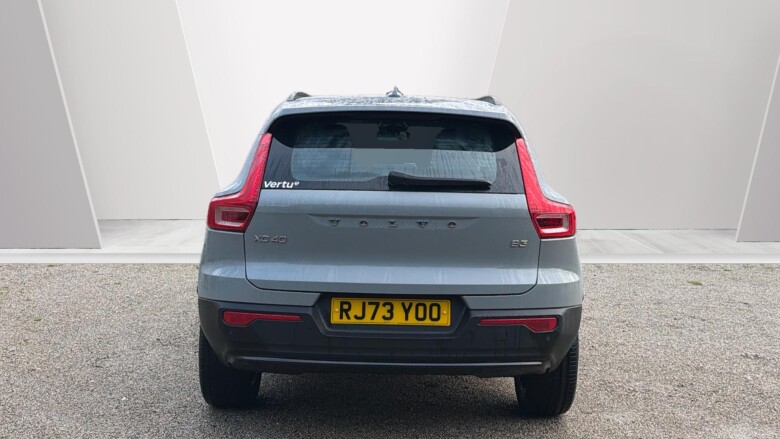 Volvo XC40 2.0 B3P Plus Dark 5dr Auto Petrol Estate